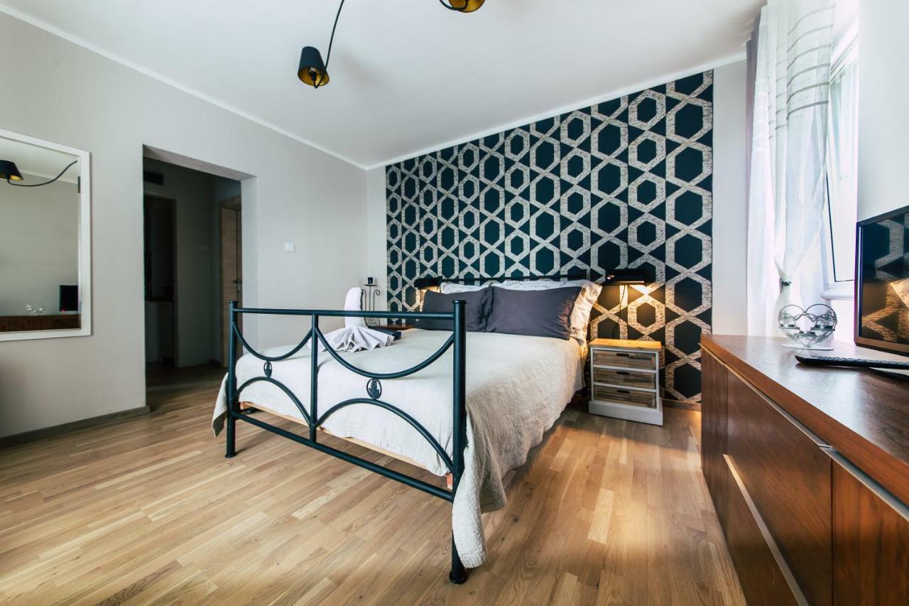Apartamenty Jablonowa Zielona Góra Exteriör bild
